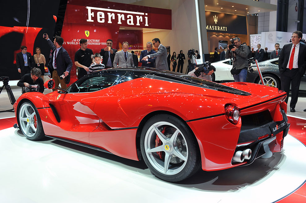 Женевский автосалон 2013