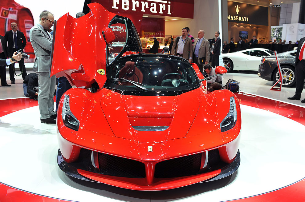 Женевский автосалон 2013