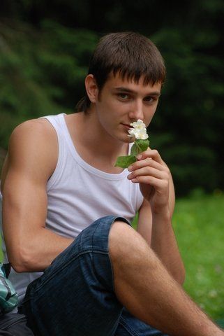 Парни из соц сетей для девушек