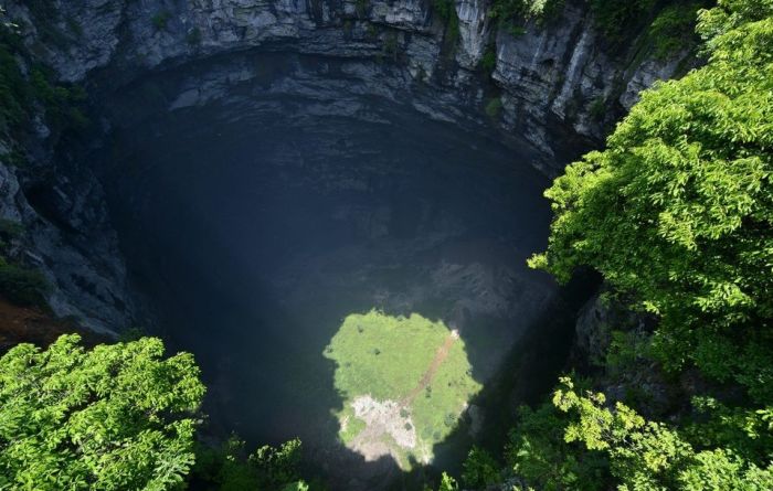 Удивительная изолированная экосистема, обнаруженная в Китае