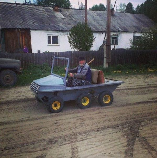 Нелепые случаи на дорогах
