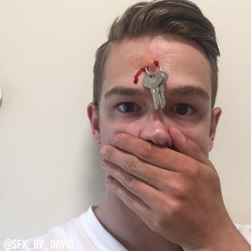 Жуткий грим Дэвида Харриса