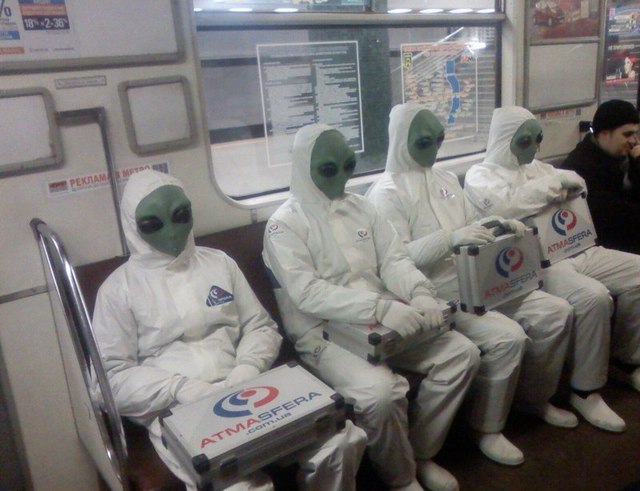 Странные пассажиры метро