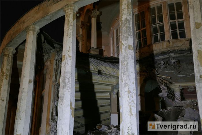 В Твери частично обрушилось здание Речного вокзала