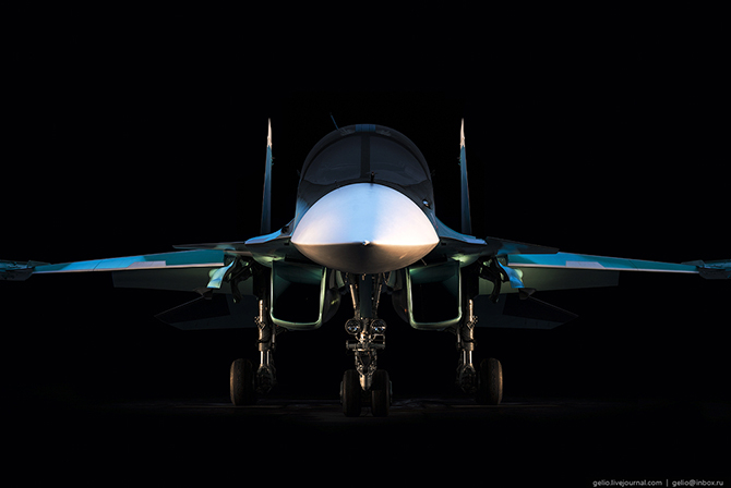 Производство фронтового бомбардировщика Су-34
