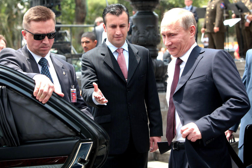 Владимиру Путину 65