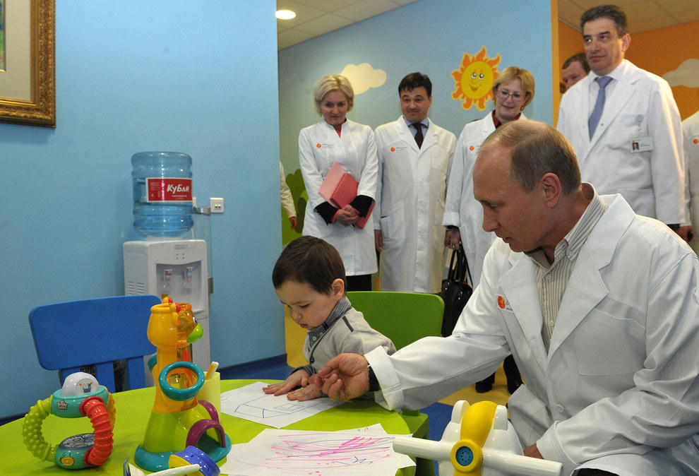 Владимиру Путину 65