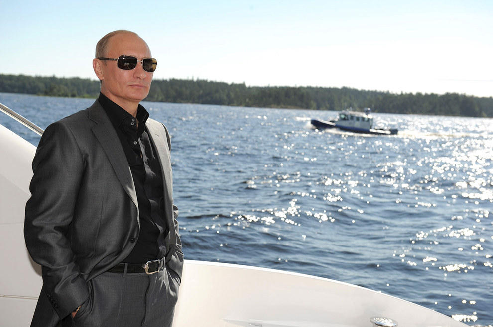 Владимиру Путину 65