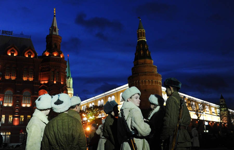 Торжественный марш на Красной площади Торжественный марш на Красной площади