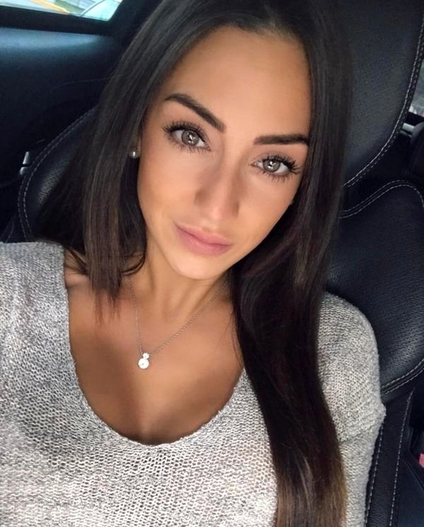 Девушки с красивыми глазами