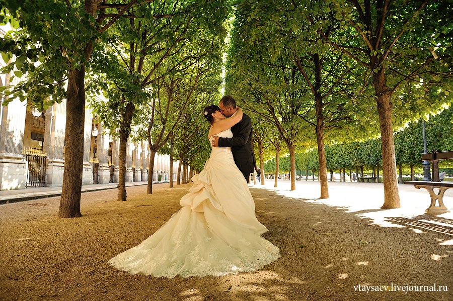 10 вещей, который нужно знать о Париже 10 вещей, который нужно знать о Париже