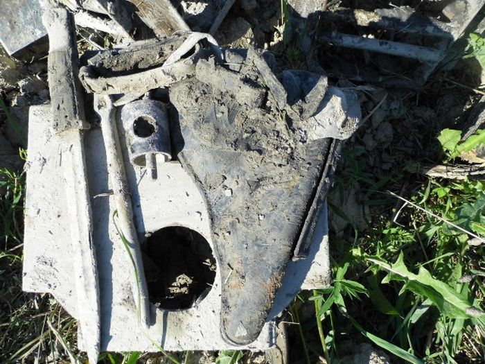 Раскопки немецкого блиндажа в Ленинградской области