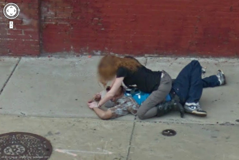 Необычные кадры, заснятые камерами Google Street View