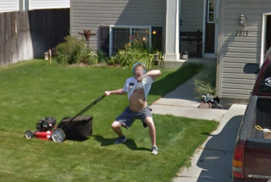Необычные кадры, заснятые камерами Google Street View