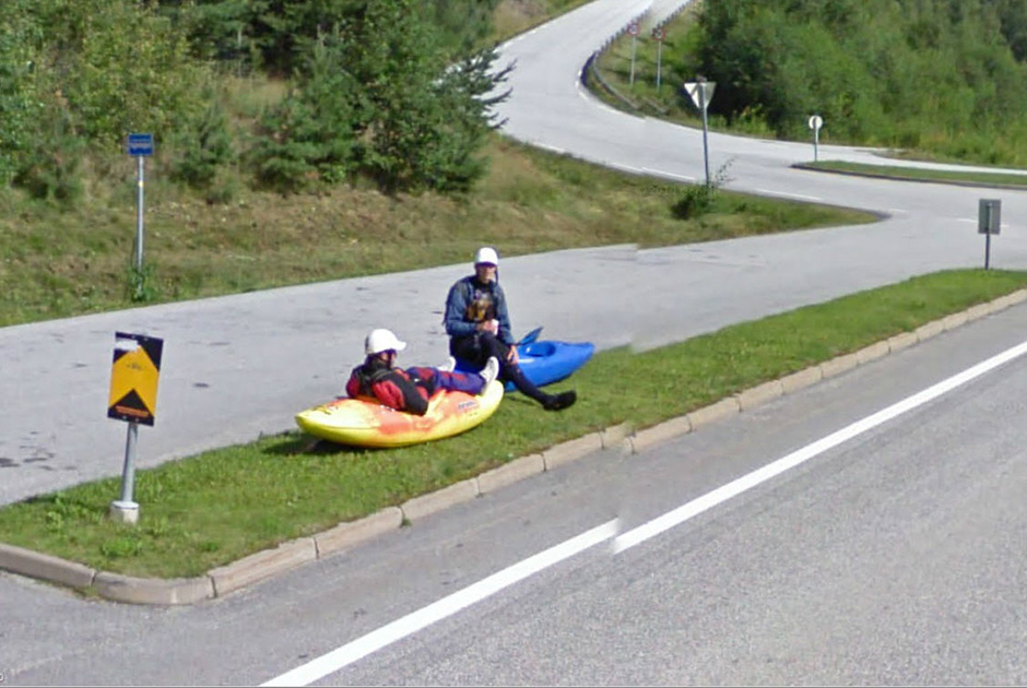 Необычные кадры, заснятые камерами Google Street View