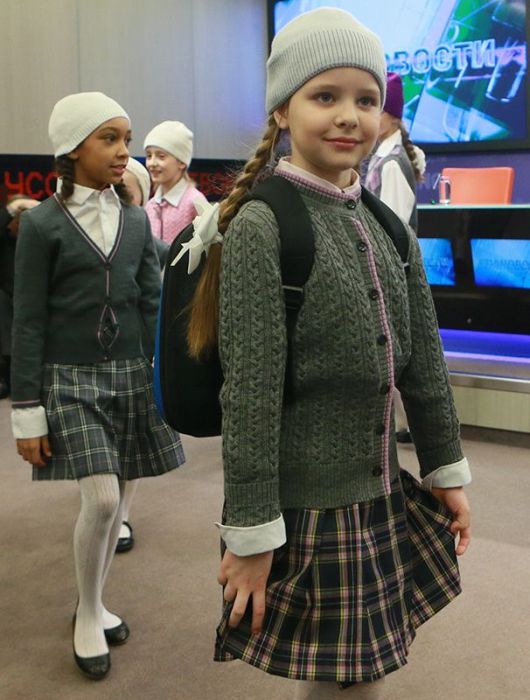 Новая школьная форма от Славы Зайцева (13 фото)