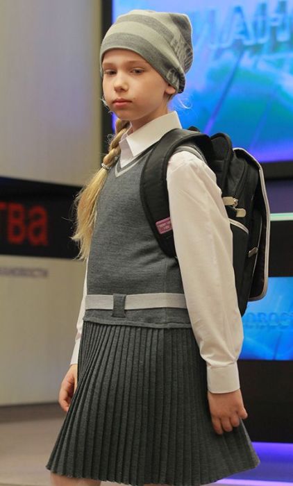 Новая школьная форма от Славы Зайцева (13 фото)