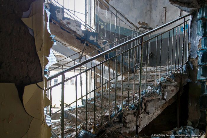 Типичный заброшенный поселок на Чукотке