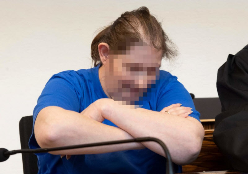 Немка продала 9-летнего сына педофилам Немка продала 9-летнего сына педофилам