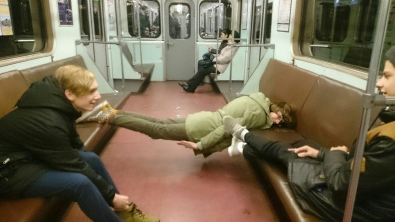 Модники из российского метрополитена