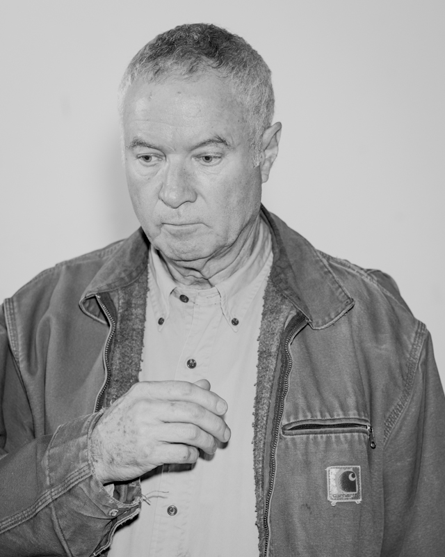 Пистолет тому назад Пистолет тому назад