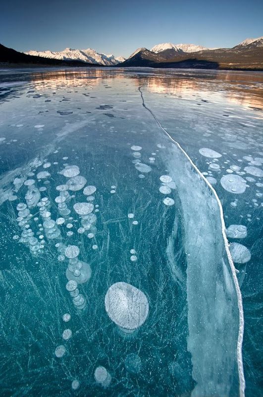 Замерзшая вода