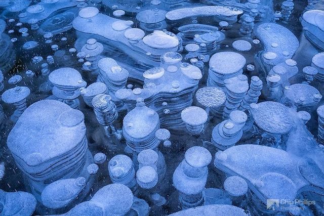 Замерзшая вода