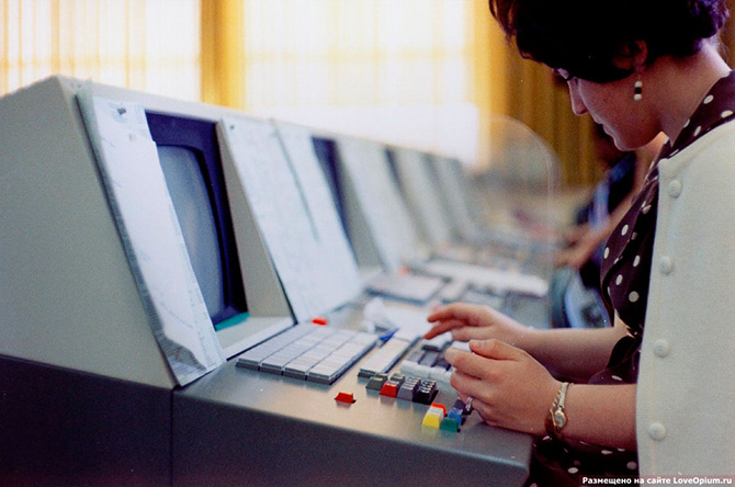 Офисные работники 50 лет назад Офисные работники 50 лет назад