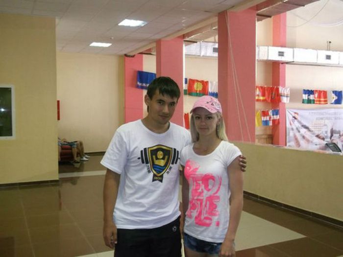 Сильная девушка Ая Антипова