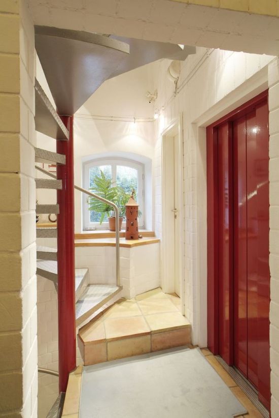 Дом в водонапорной башне