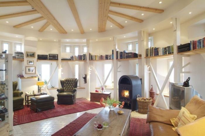 Дом в водонапорной башне