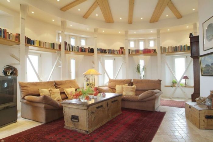 Дом в водонапорной башне