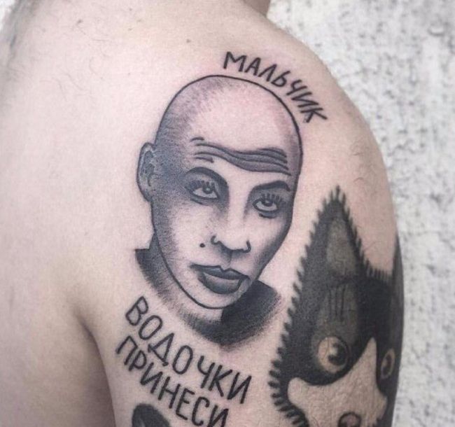 Странные татуировки пользователей сети