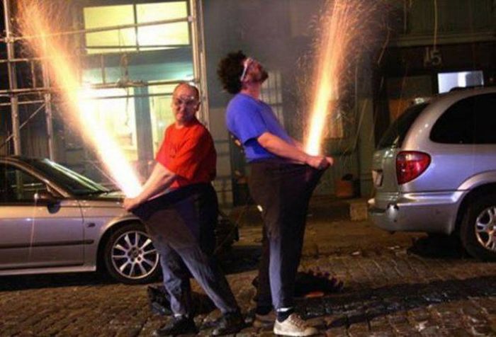 Мужчины развлекаются