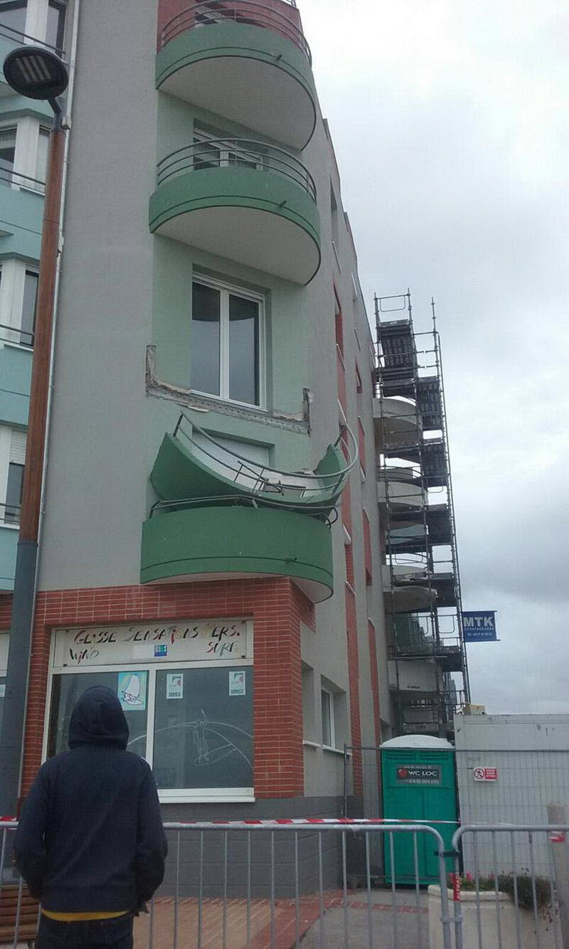 Бывают в жизни огорчения