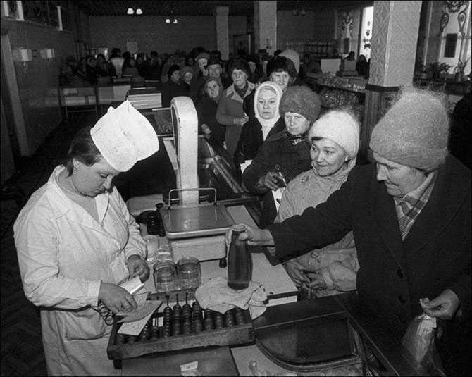 Товарный дефицит 80-90-х