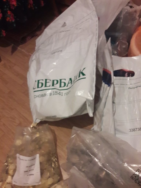 Заслуженному педиатру в Амурской области выдали зарплату в... монетах