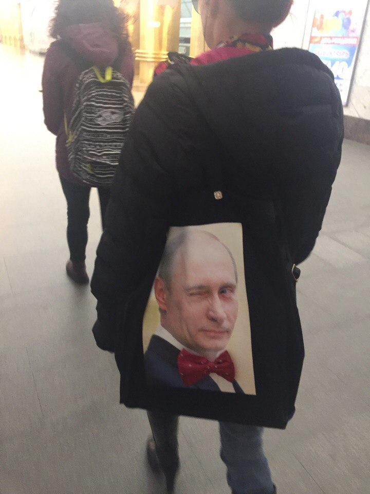 Интеллигентное безумие или странная мода петербургских улиц
