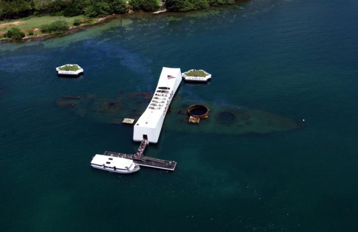Могила для 1177 моряков Могила для 1177 моряков