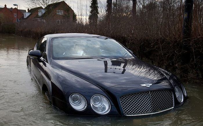 История одного Bentley (11 фото)