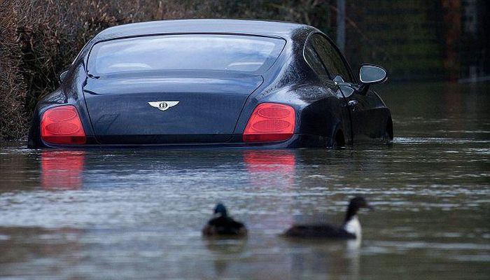 История одного Bentley (11 фото)