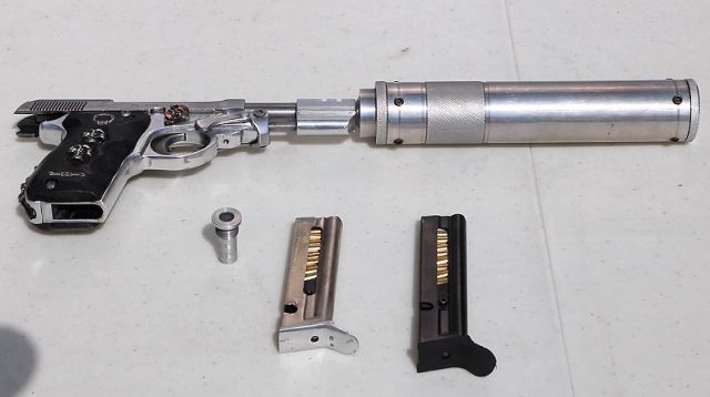 Кустарные пистолеты-пулеметы MAC-11 стали популярным оружием преступного мира