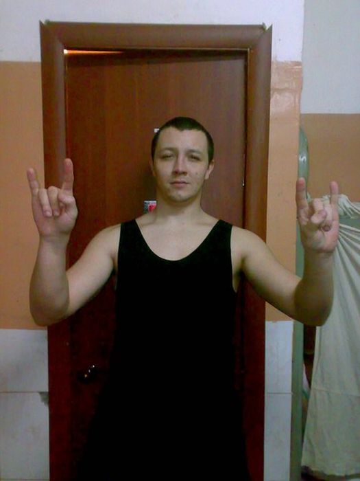 Как убийцы отбывают срок (12 фото)