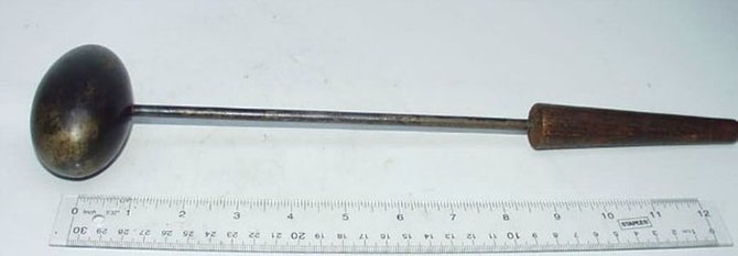 Утюгу 379 лет