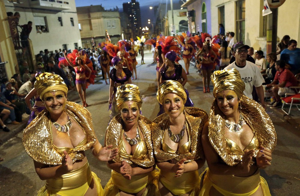 Карнавал "Las Llamadas" в Уругвае