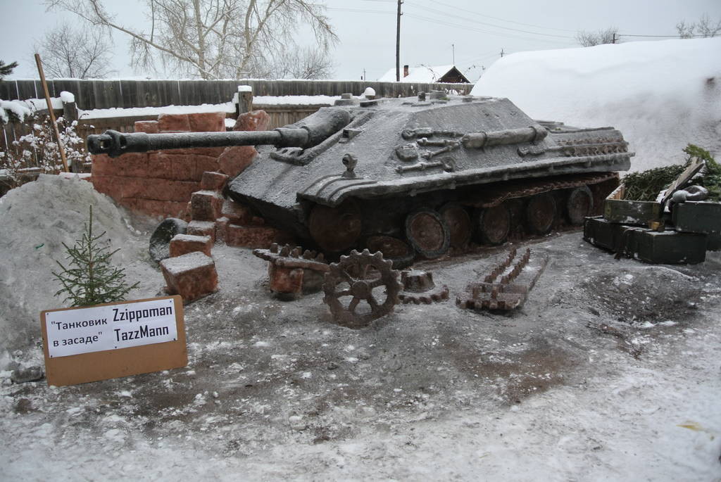 Множество танков появились в огородах россиян