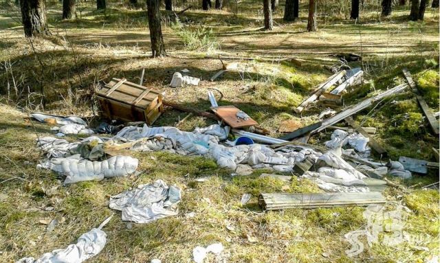 Под Гродно военные устроили свалку