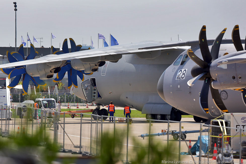 Воздушный грузовик Ан-70 Воздушный грузовик Ан-70