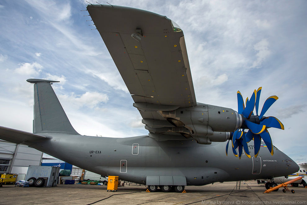 Воздушный грузовик Ан-70 Воздушный грузовик Ан-70