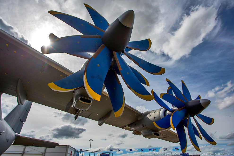 Воздушный грузовик Ан-70 Воздушный грузовик Ан-70